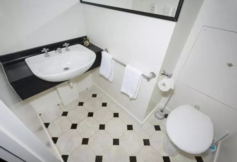 1 Bedroom Apartment Lake View, Caples Court Motel & Apartments