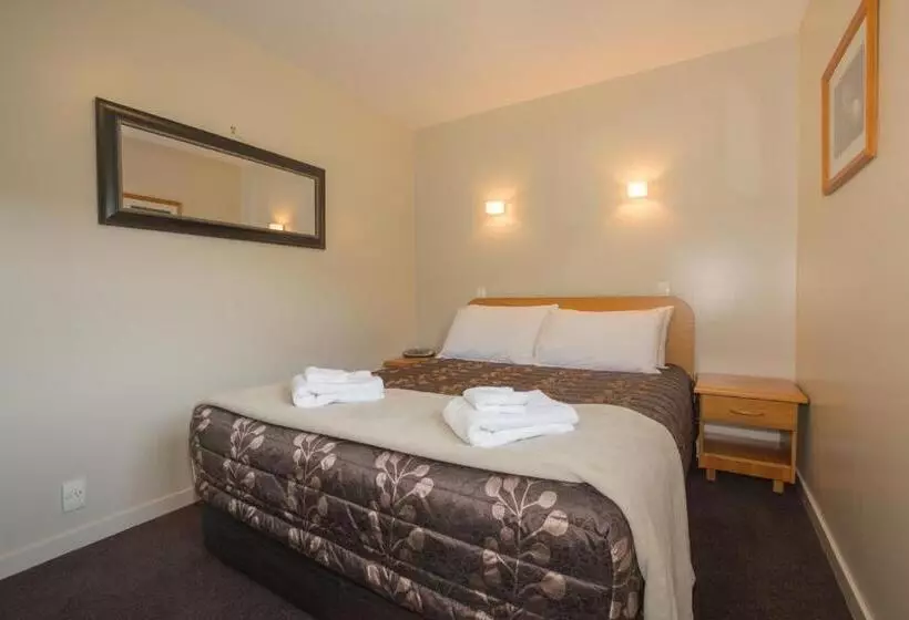 2 Bedrooms Apartment Lake View, Caples Court Motel & Apartments