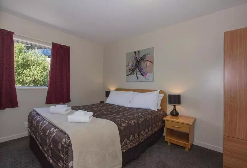 2 Bedrooms Apartment Lake View, Caples Court Motel & Apartments
