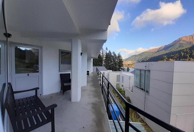 2 Bedrooms Apartment Lake View, Caples Court Motel & Apartments