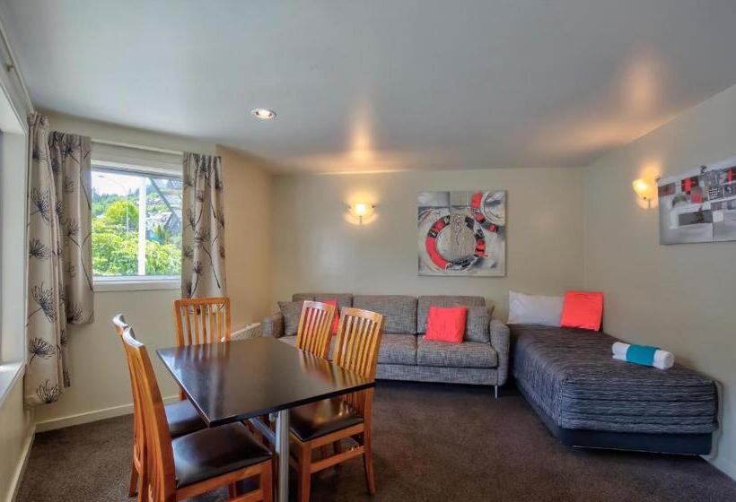 2 Bedrooms Apartment Lake View, Caples Court Motel & Apartments