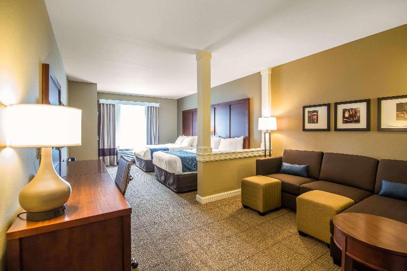 سوییت, Comfort Suites   Dodge City