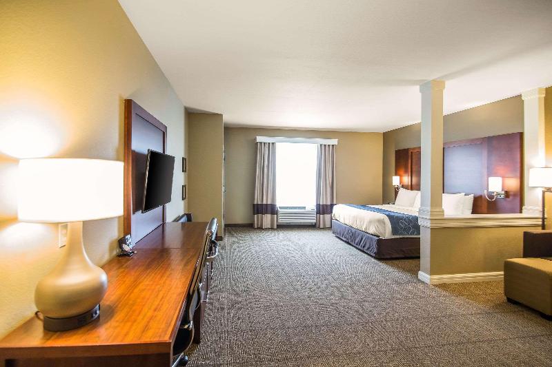 سوییت, Comfort Suites   Dodge City