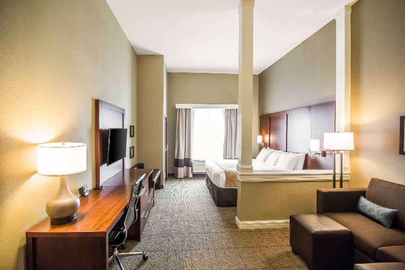 سوییت, Comfort Suites   Dodge City