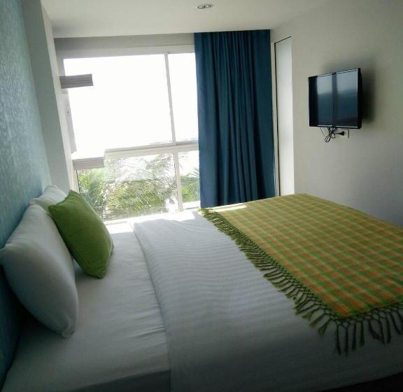 Студия Стандарт Вид на Море, Nantra Pattaya Baan Ampoe Beach