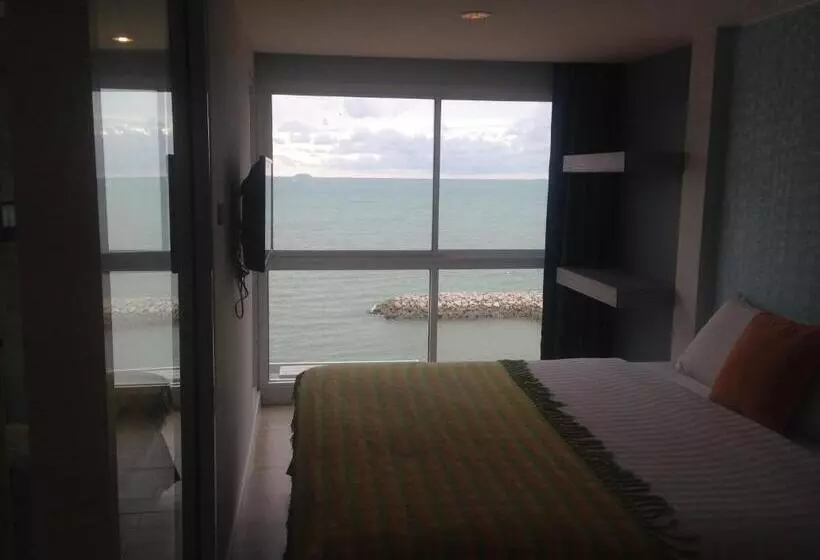 海の見えるスタンダードスタジオ, Nantra Pattaya Baan Ampoe Beach