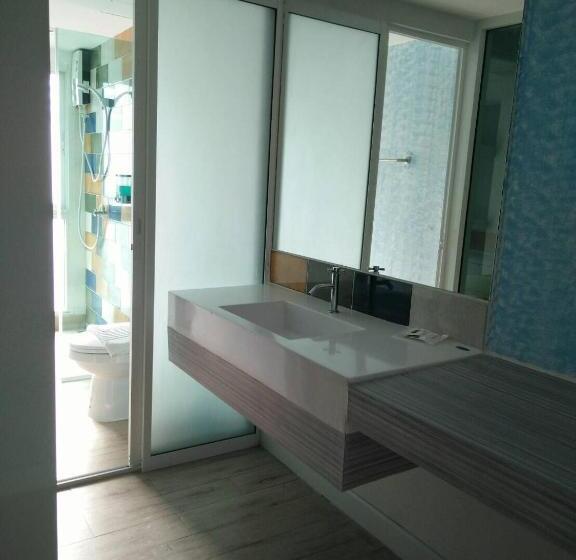 Студия Стандарт Вид на Море, Nantra Pattaya Baan Ampoe Beach