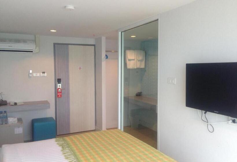 带海景的标准工作室, Nantra Pattaya Baan Ampoe Beach