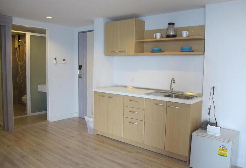 Люкс Вид на Море, Nantra Pattaya Baan Ampoe Beach