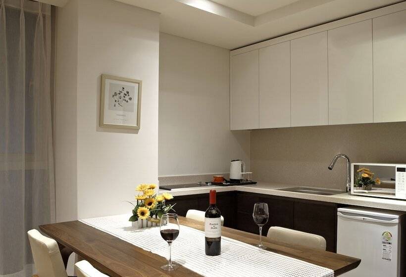 סוויטה, Ocloud Hotel Gangnam