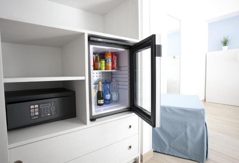 标准间, Perla Gaia