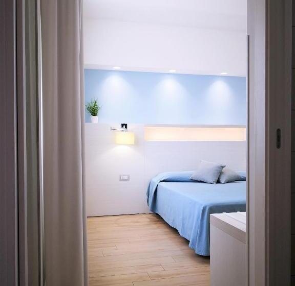 标准间内部标间, Perla Gaia