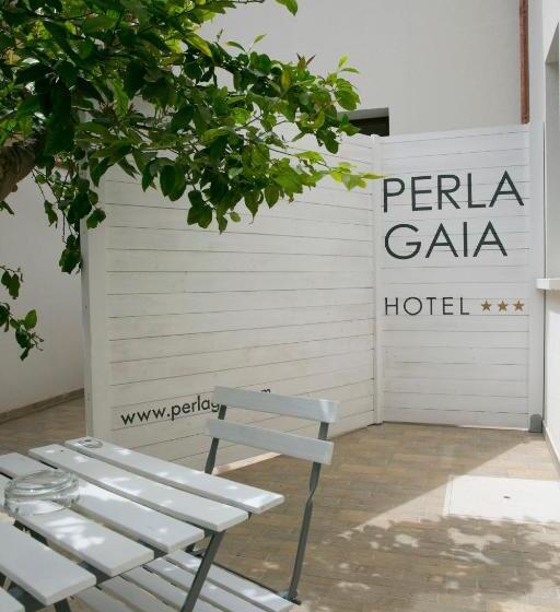 标准间内部标间, Perla Gaia