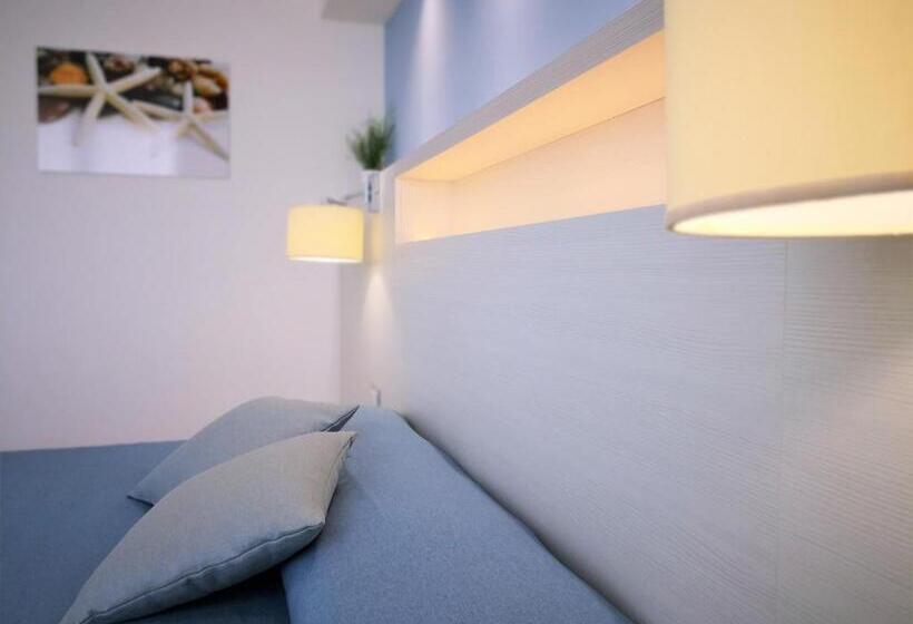 标准间, Perla Gaia