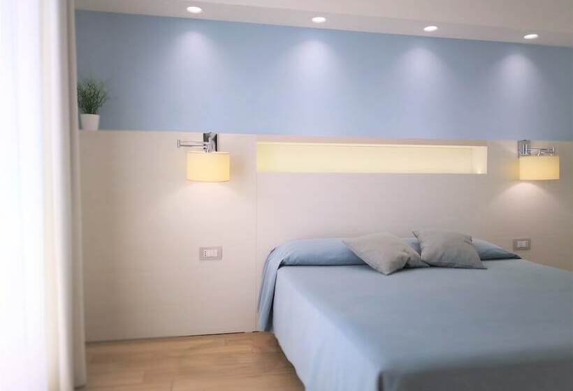 标准间内部标间, Perla Gaia