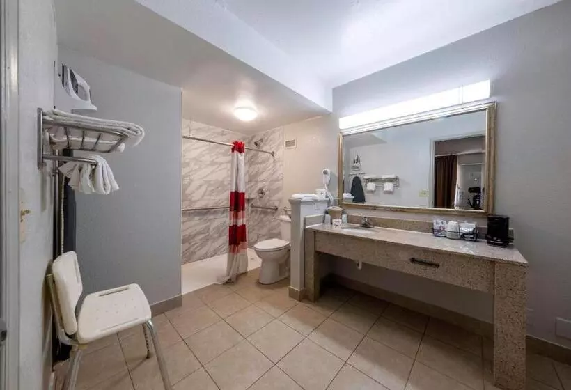 身障者適用スーペリアールーム, Red Roof Inn Charlottesville
