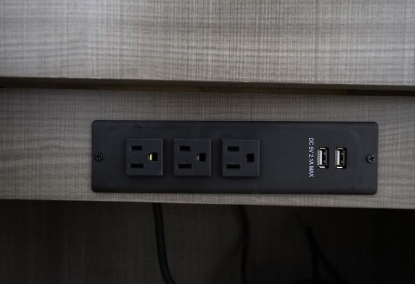 デラックスルーム, Red Roof Inn Charlottesville