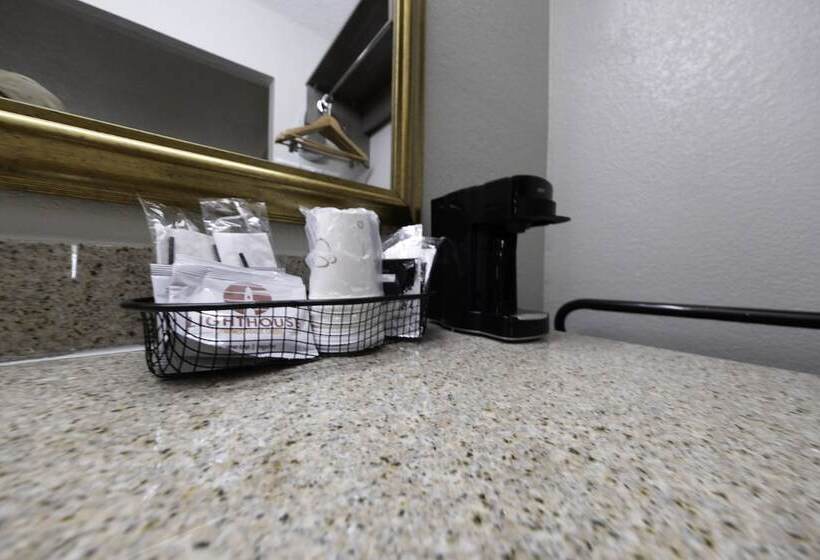 デラックスルーム, Red Roof Inn Charlottesville