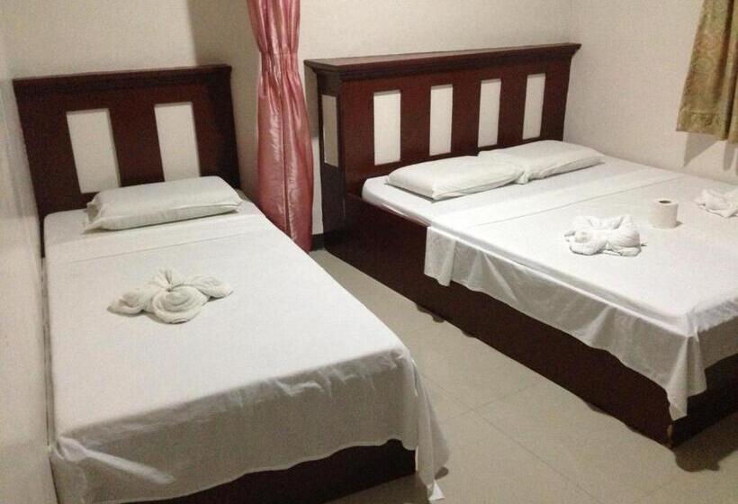 اتاق کلاسیک خانوادگی, Reyna S The Haven And Gardens