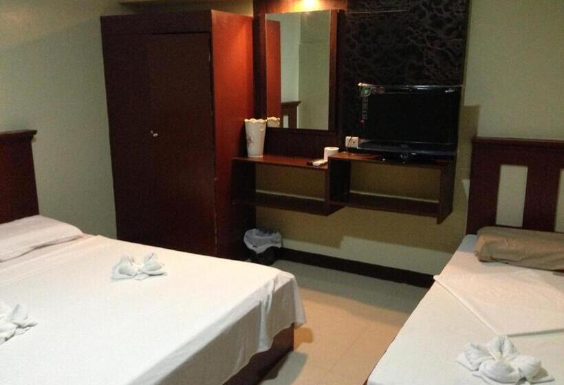 اتاق لوکس خانوادگی, Reyna S The Haven And Gardens