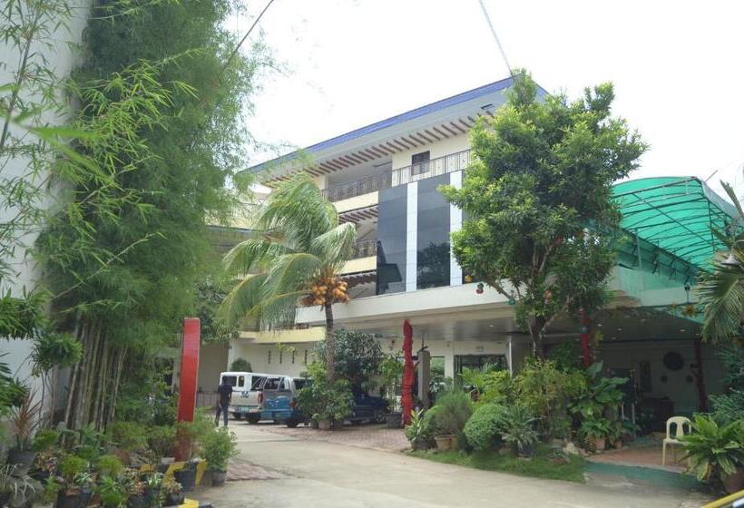 اتاق کلاسیک خانوادگی, Reyna S The Haven And Gardens