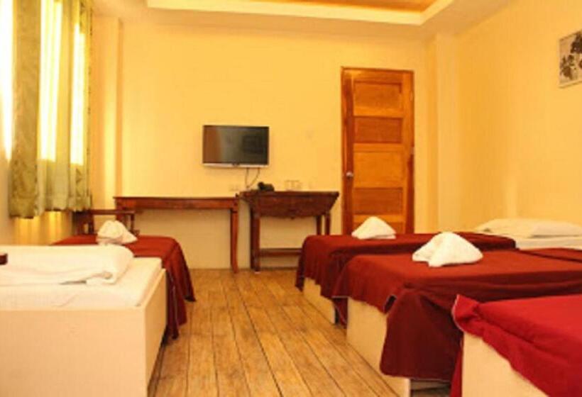 اتاق کلاسیک خانوادگی, Reyna S The Haven And Gardens