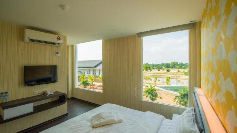 اتاق لوکس, Riverfront Sentral Boutique