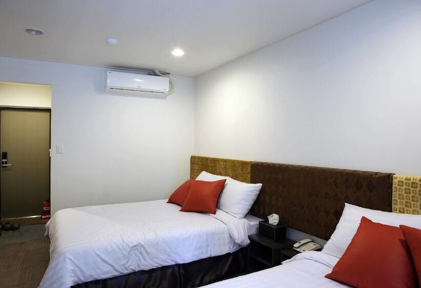 חדר סטנדרט לארבעה, Seoul City