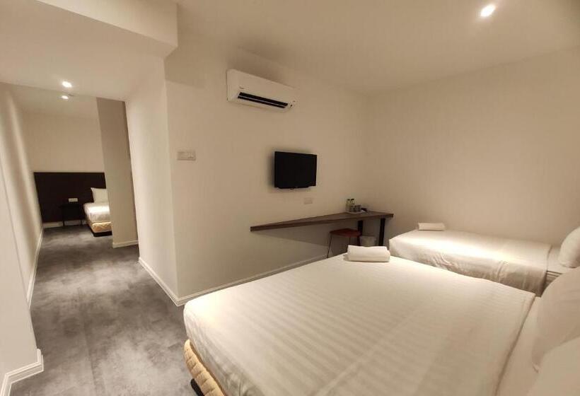 スーペリアファミリールーム, T Hotel Tandop