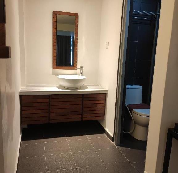 デラックストリプルルーム, T Hotel Tandop