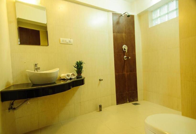 سوییت, Thagu Chhen A Boutique