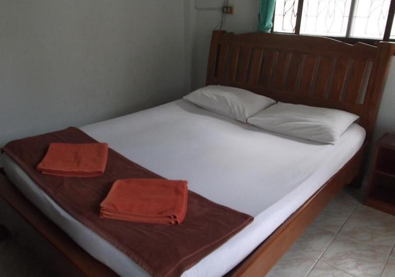 בקתה סטנדרטית עם נוף לים, Palm Point Village