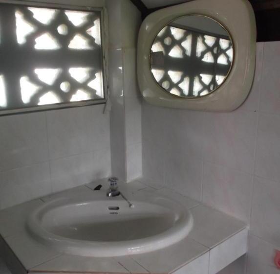 בקתה סטנדרטית עם נוף לים, Palm Point Village