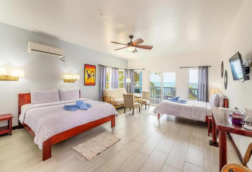 Полулюкс Вид на Море, Parrot Cove Lodge