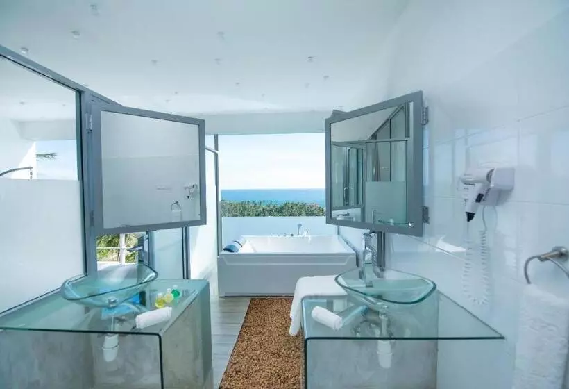 オーシャンビューデラックスルーム, Villa Thawthisa