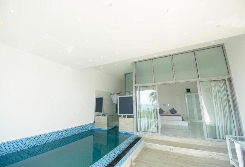 غرفة سوبيريور مطلّة علي البحر, Villa Thawthisa