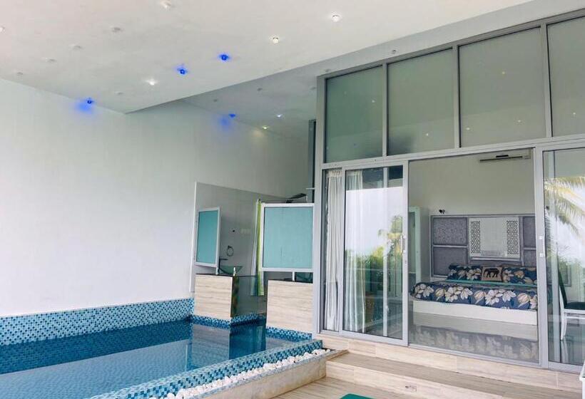 غرفة سوبيريور مطلّة علي البحر, Villa Thawthisa