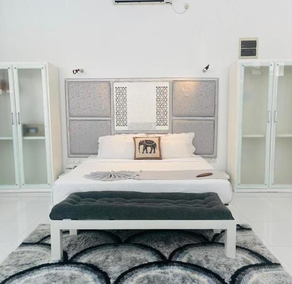 غرفة سوبيريور مطلّة علي البحر, Villa Thawthisa