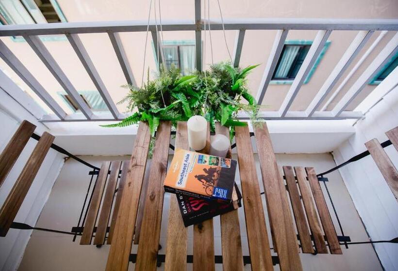 Lakosztály, Anchor Boutique House