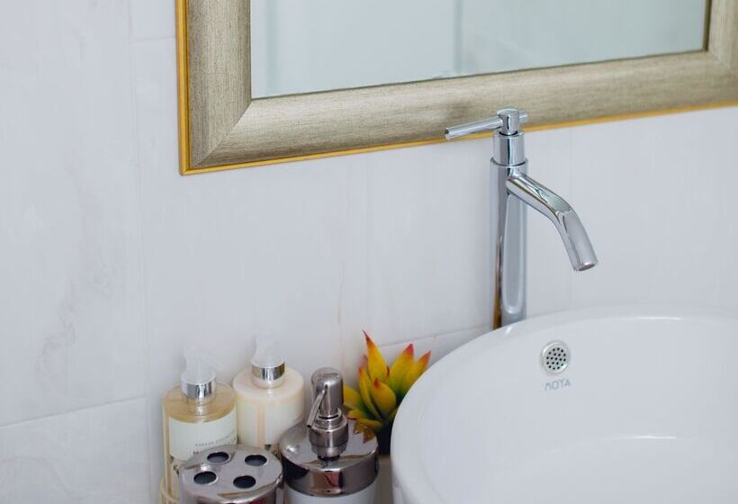 Superior Szoba, Anchor Boutique House