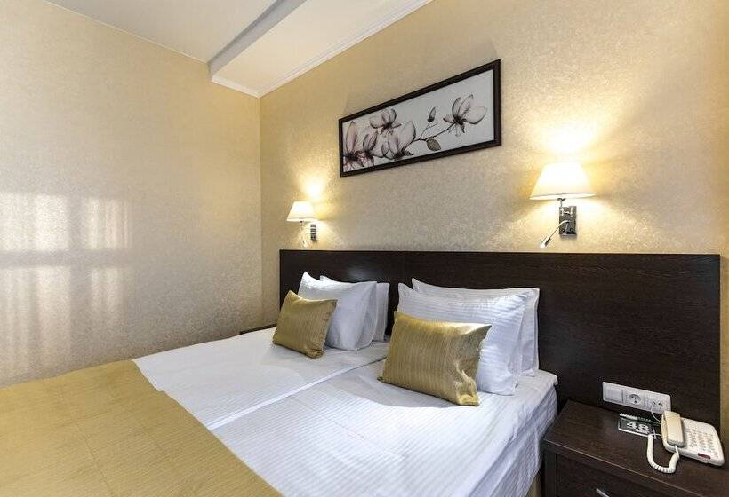 اتاق استاندارد, Ural Tau