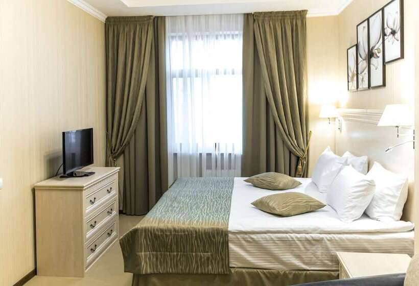 سوییت, Ural Tau