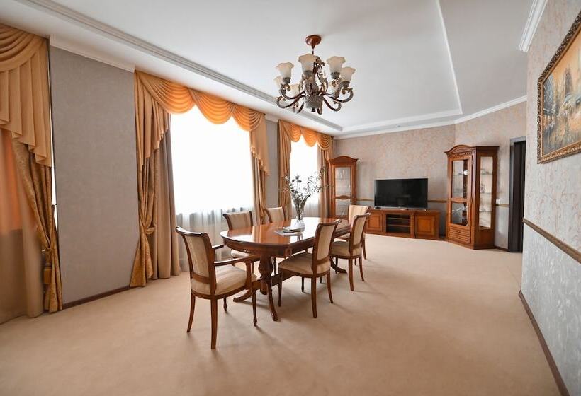 آپارتمان 1 خوابه, Ural Tau