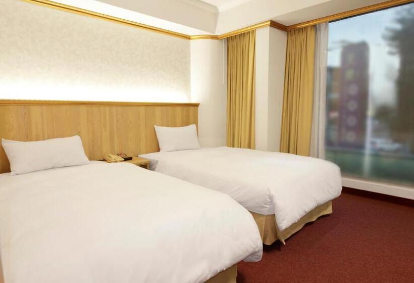 اتاق استاندارد, Avenue