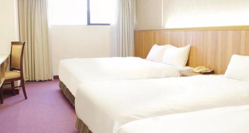 اتاق استاندارد چهار تخته, Avenue