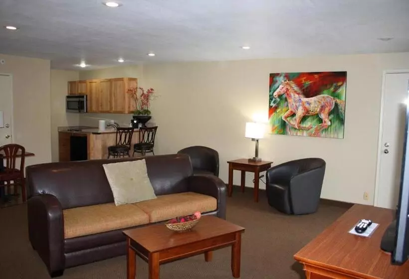استودیو استاندارد با تخت کینگ, Baymont By Wyndham Yakima Riverfront