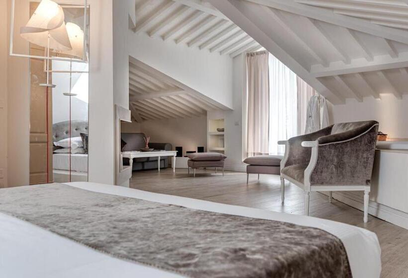 Люкс с гидромассажем, Boutique Villa Liberty   Dépendance   Borgo Capitano Collection   Albergo Diffuso