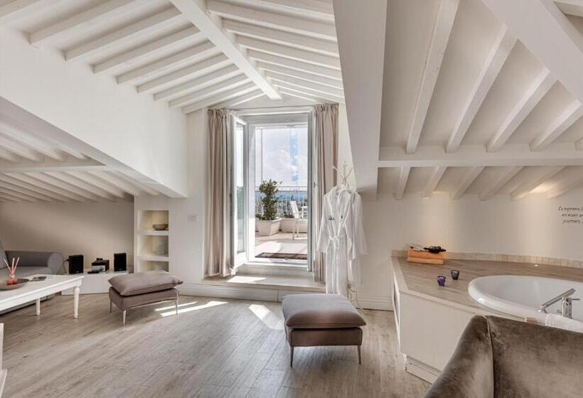 Люкс с гидромассажем, Boutique Villa Liberty   Dépendance   Borgo Capitano Collection   Albergo Diffuso