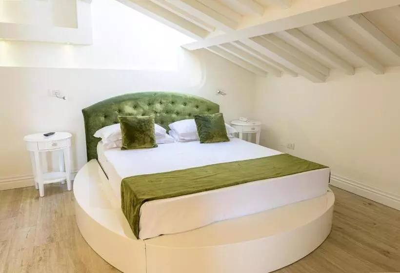 デラックストリプルルーム, Boutique Villa Liberty   Dépendance   Borgo Capitano Collection   Albergo Diffuso