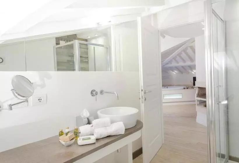 スーペリアールーム, Boutique Villa Liberty   Dépendance   Borgo Capitano Collection   Albergo Diffuso